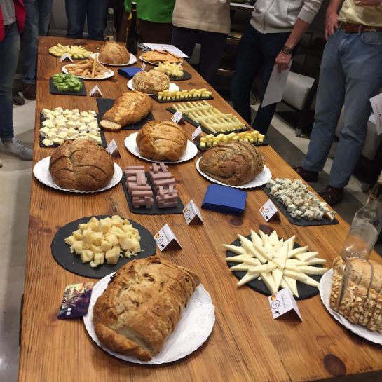 Guadaira-Cata de quesos2